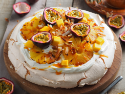 Caribbean Pavlova - Caribbean Dessert